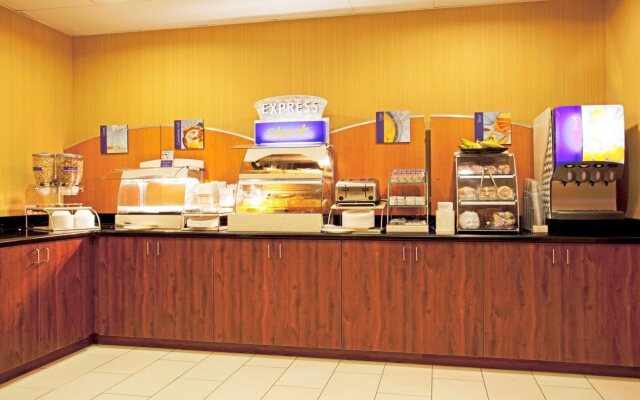 Holiday Inn Express Hotel & Suites Minden by IHG