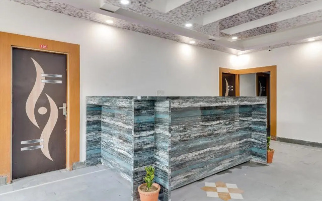 Hotel Bird Nest by OYO Rooms