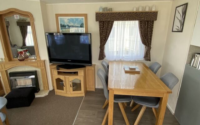 Inviting 3-bed Static Caravan Butlin's Skegness