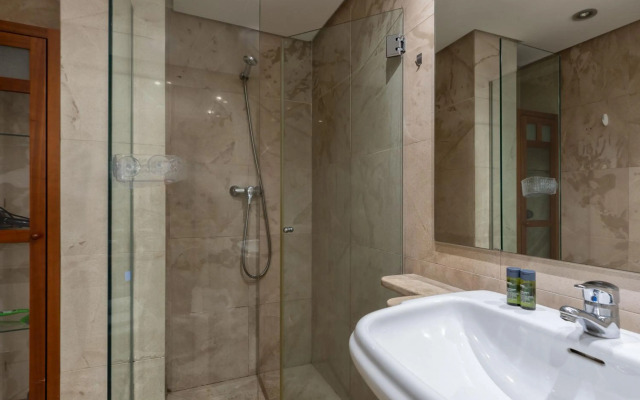 Flateli Apartamento Pou Rodo 3