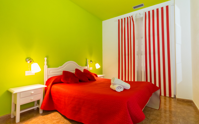 Nest Style Granada Hotel