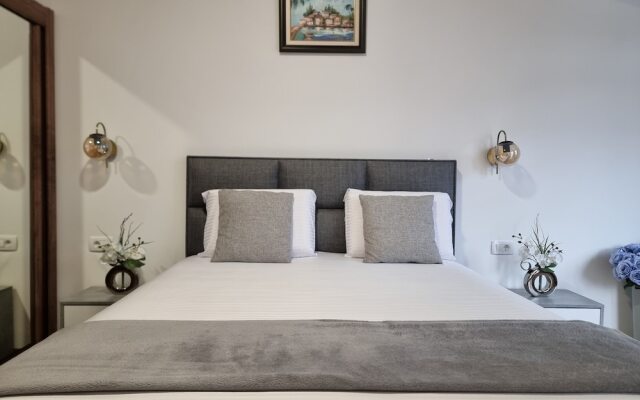 Adriatic Apartments