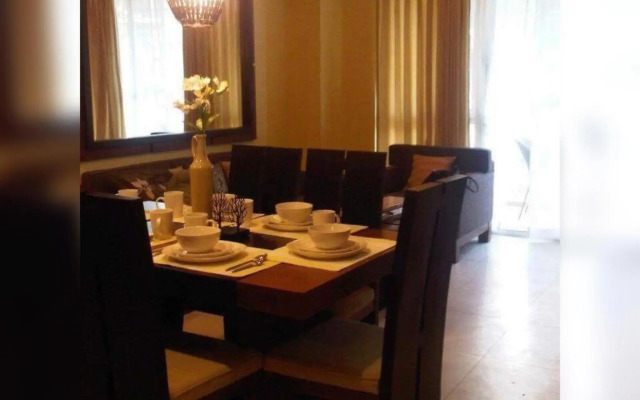 Miranda 514B by Raquel's Place at Pico de Loro