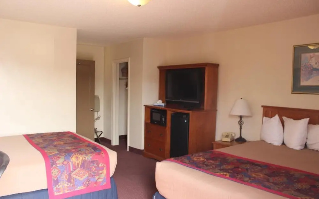 Dixie Palm Motel