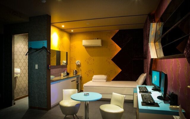 Hound Hotel Busan Station