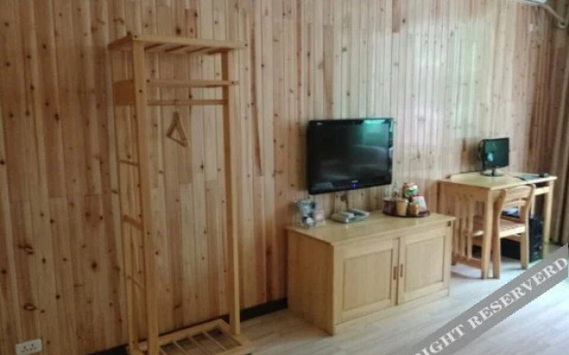 Tianxiacui Business Hotel