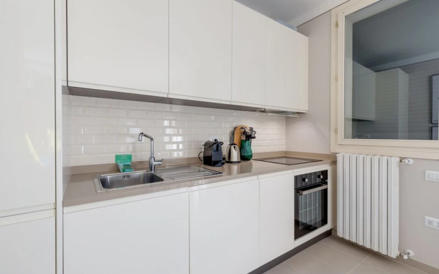 Porto Letizia Viola 5