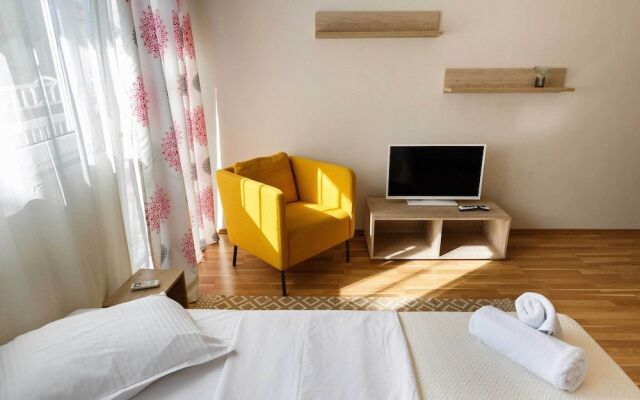 Evel's Home Suites