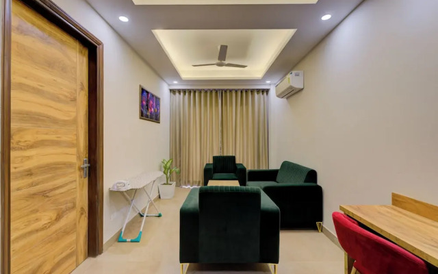The Lodgers Luxury1BHK Service Apartment