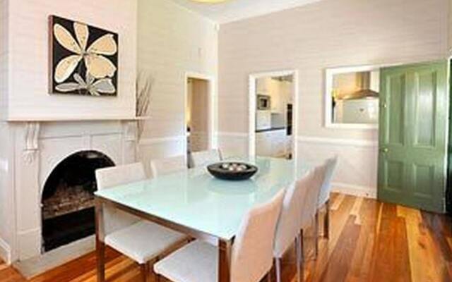 Healesville Garden Accommodation — The Grand Hotel