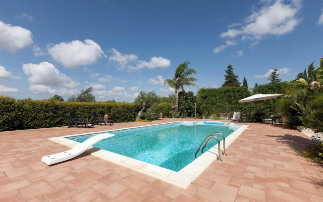 Villa Menhir with pool garden and tennis