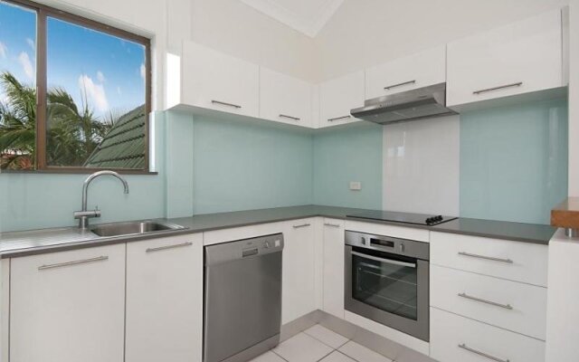 6/34 Lawson Street - Balcony on Lawson