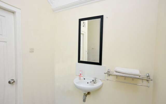 OYO 722 Uno Guesthouse