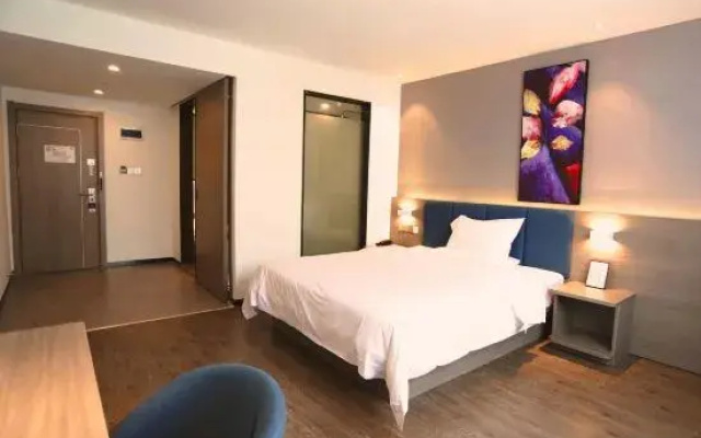 7 Days Premium Hotel (Yichang Yiling Branch)