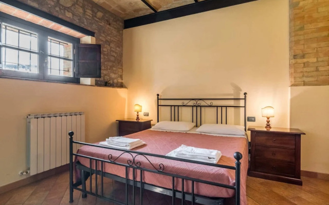 Secluded Mansion in Perugia with Hot Tub