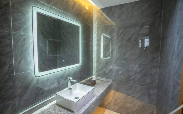 Huaiyuan Jifeng International Hotel