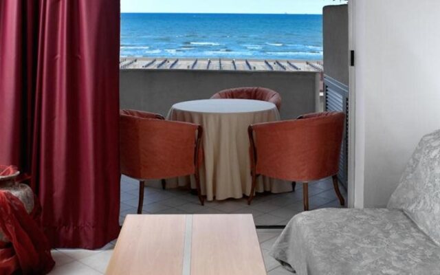 Altamarea Residence & Family Hotel