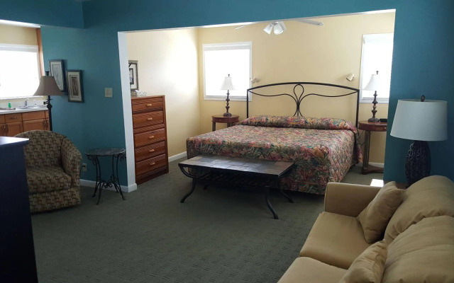 Hontoon Landing Resort & Marina