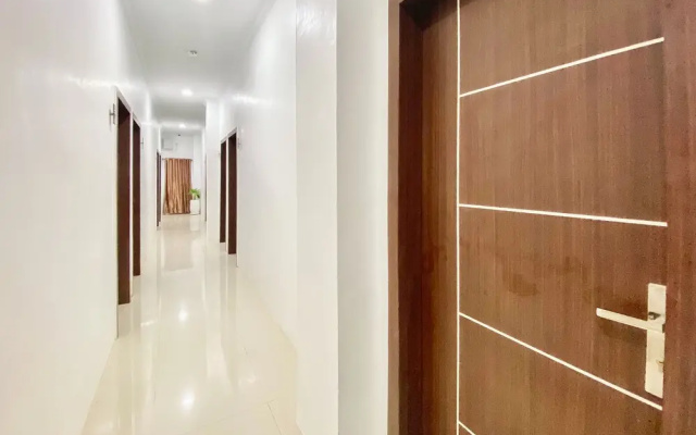 Urbanview Hotel Pelita Inn Medan