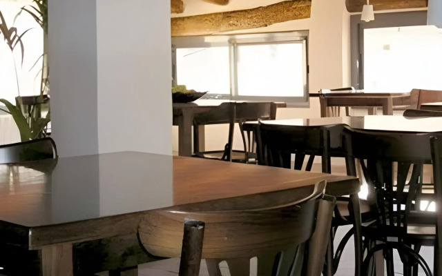 Cal Maginet Hotel