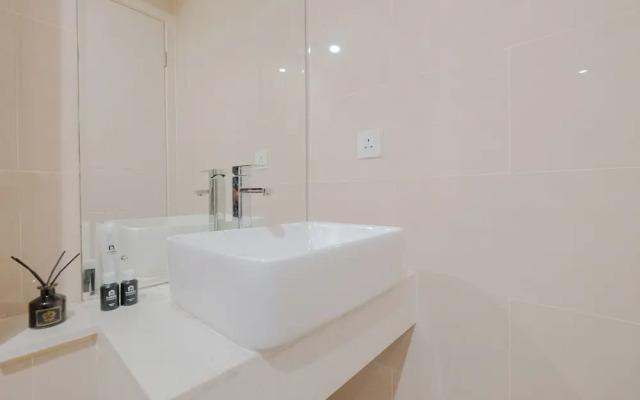 Modern And Comfy Studio At Daan Mogot City Apartment