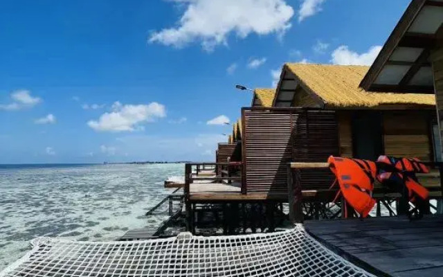 Jelly Sea Resort