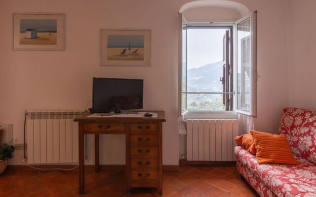 Apartment Lorenzo Civezza