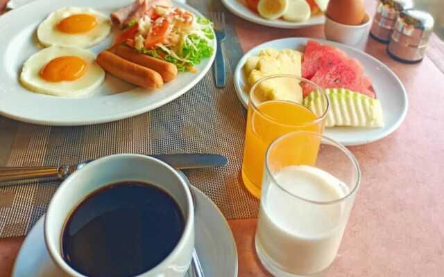 Mayflower Grande Suite Hotel