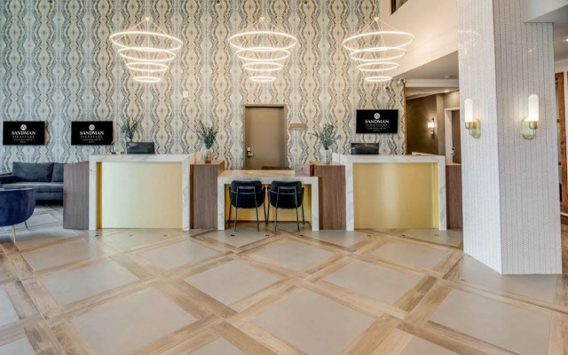 Sandman Signature Saskatoon South Hotel