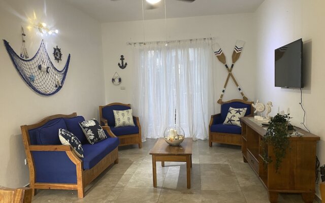 Bahia Azul Beach & Pool Apartment