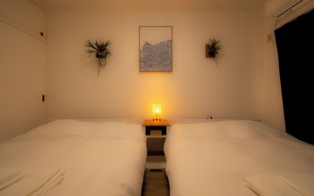 Kobayashi Building 302 – Guest Rooms – Tokyo