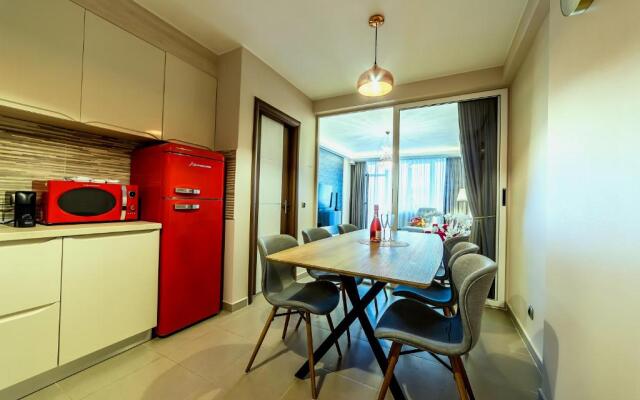 Apartment Chic by Landev