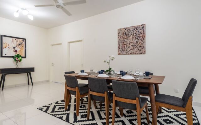 Ceriaan Kiara by Plush