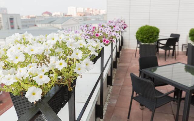 Азбука на Верхнеторговой площади 4