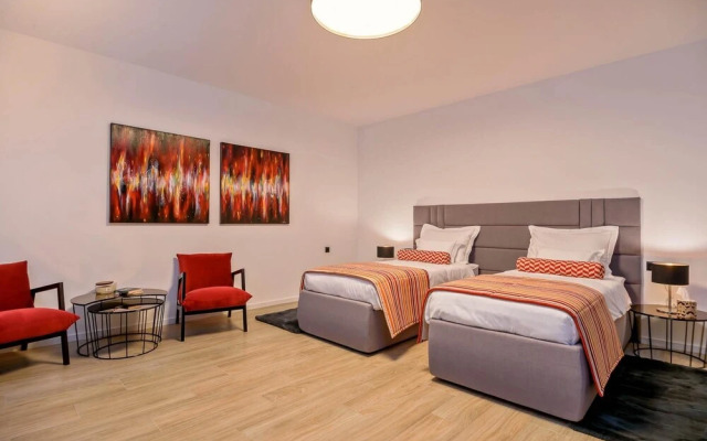 Villa Lucy Cherry CFH