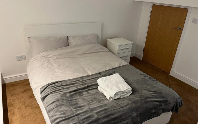 Stunning 2-bed Apartment in Leicester With a gym