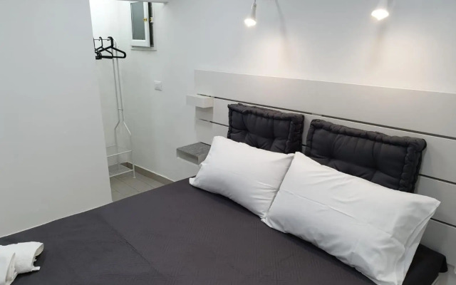 Casetta fiori di loto