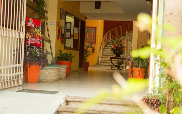 Hotel Plaza Jardín