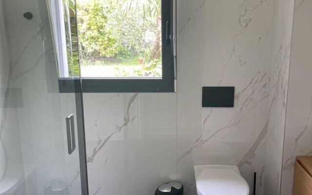 Garden Jewel Design Apartment