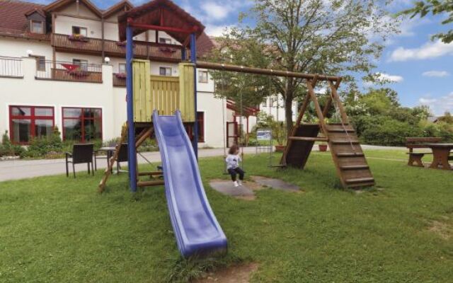 Panorama-Hotel Am See