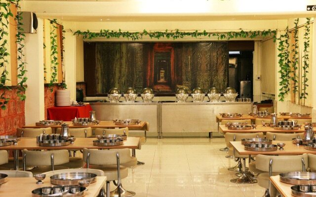 King Garden Hotel