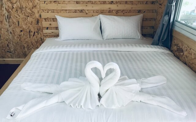 Lipe Garden Beach Resort