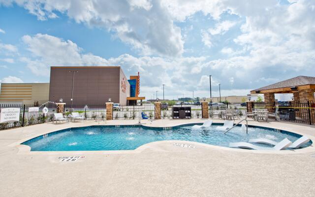 Staybridge Suites Houston - Humble Beltway 8 E by IHG