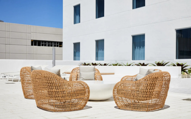 AC Hotel by Marriott Miami Aventura