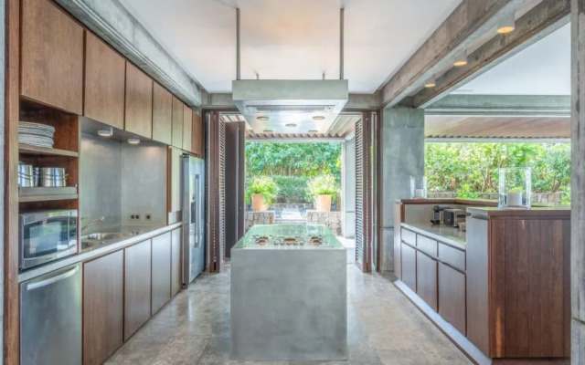 Dream Villa Pointe Milou-1971