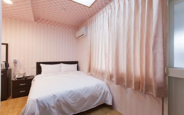 Hsin Fang Hotel