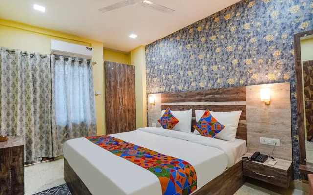 Rs Residency by OYO Rooms