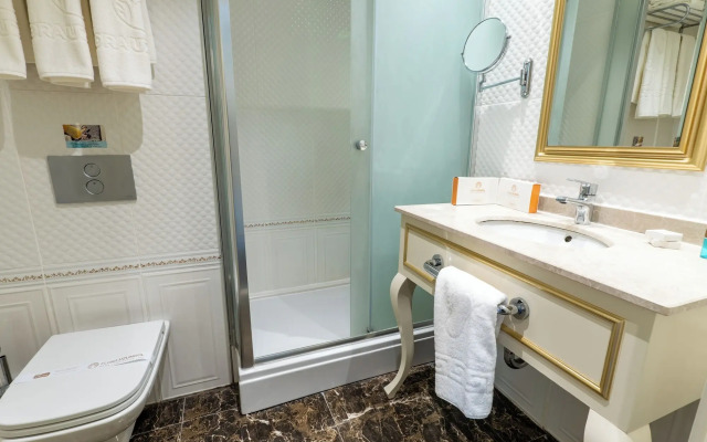 Flora Uzungol Resort Hotel