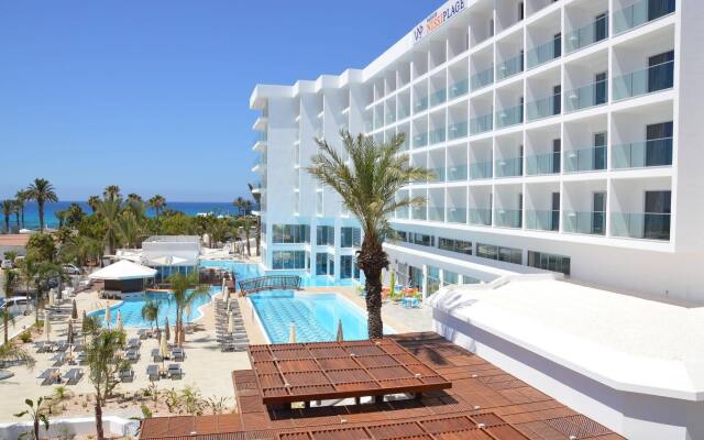 Vassos Nissi Plage Hotel & Spa