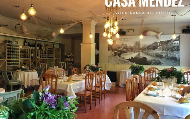Hostal Restaurante Méndez "El Guardia"